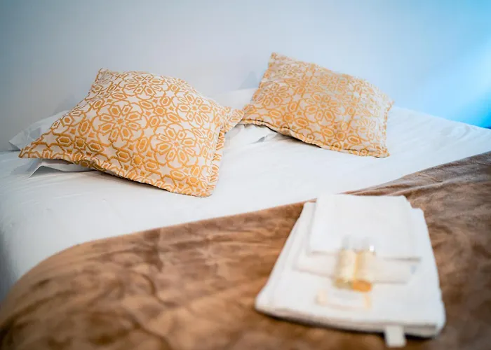 Emotions Lapa Flat * بورتو